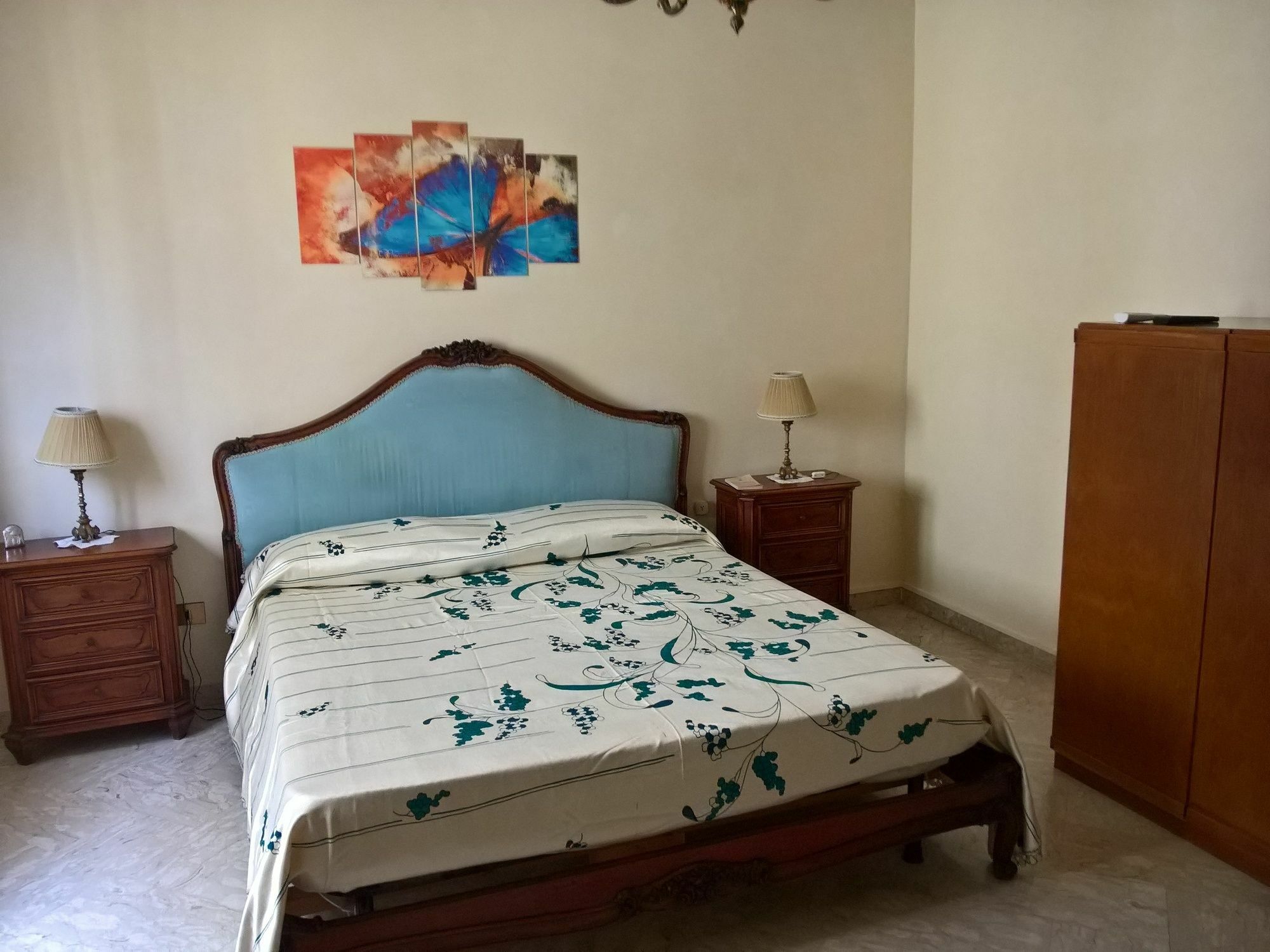 Bed and Breakfast La Dimora Di Vesta Lecce Exterior foto